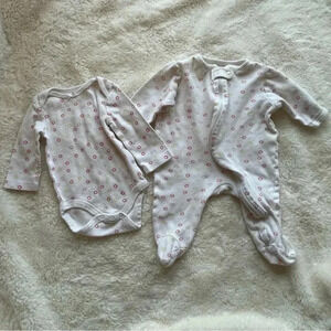 Circo 0-3 months long sleeve onesie and footie pajama set​
